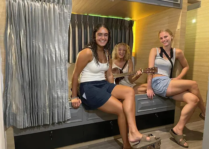 Bed & Breakfast Su Su Khaosan
